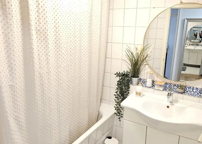 Lejlighed Large - Modern & Fully Equipped - Near Fair *