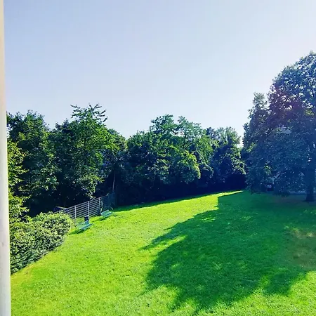 Daire Large - Modern & Fully Equipped - Near Fair *