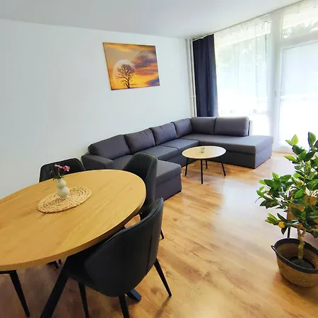 アパート Large - Modern & Fully Equipped - Near Fair