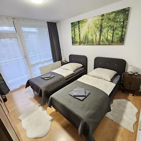 Large - Modern & Fully Equipped - Near Fair Apartament